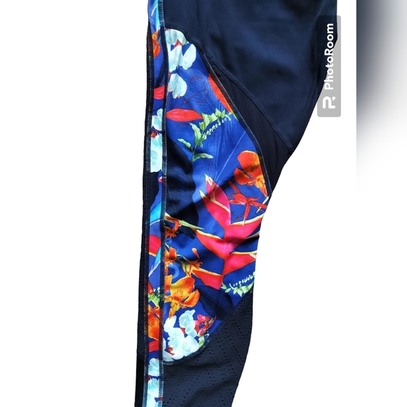 Athleta blu tropical precision legging high rise mesh details size M - Picture 5 of 14